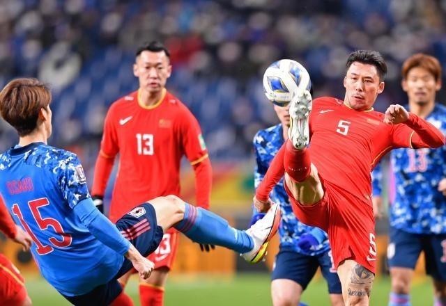 国足vs日本比分多少分钟进球（国足零比二不敌日本）(4)