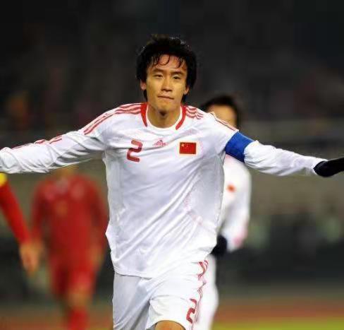 2001世青赛中国队（中国足球黄金一代球员现状）(7)