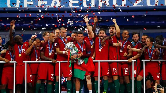 欧洲杯冠军榜排名：历届冠军球队的辉煌战绩盘点
