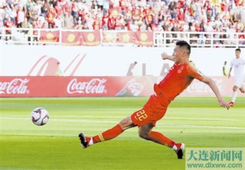 中国vs吉尔吉斯斯坦（亚洲杯首战中国队2∶1吉尔吉斯斯坦队）(1)
