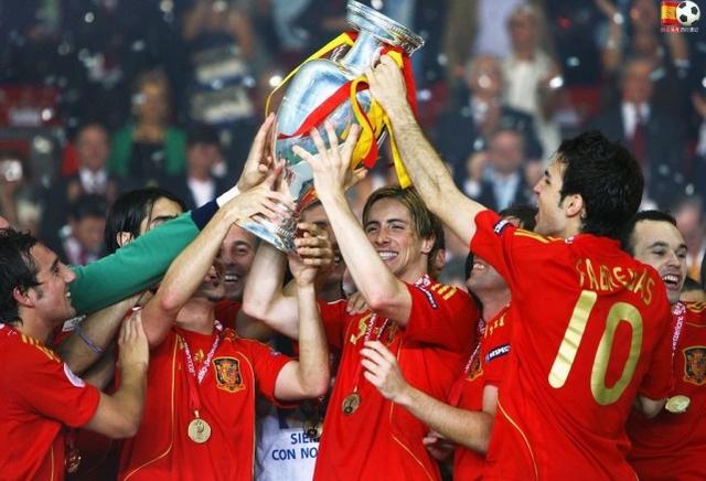 西班牙足球国家队（西班牙男足国家队最新名单）(7)