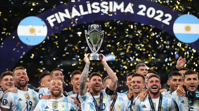 2022年欧美杯阿根廷3:0意大利 梅西斩获欧美杯全场最佳球员