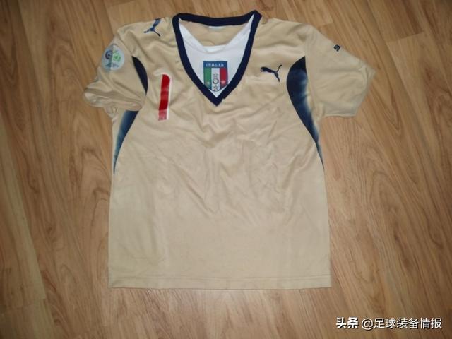 94年意大利球衣（盘点历年来意大利国家队的球衣）(54)