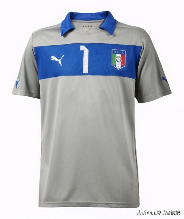 94年意大利球衣（盘点历年来意大利国家队的球衣）(69)