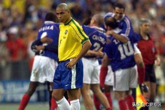 1998年世界杯冠军是谁（回味1998年世界杯法国队经典瞬间）(22)