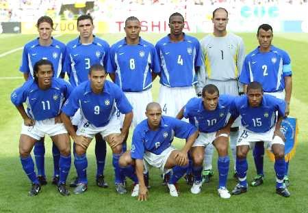 年巴西世界杯阵容（简述2002年世界杯巴西英格兰之战）(5)