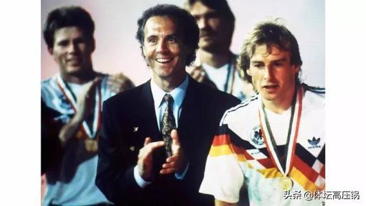 世界杯荷兰队阵容（1994年世界杯荷兰三剑客）(3)