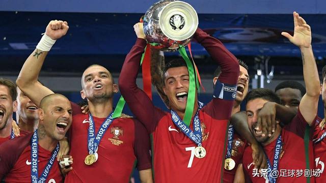 葡萄牙国家队主力阵容（21世纪葡萄牙国家队的最强11人阵容）(7)