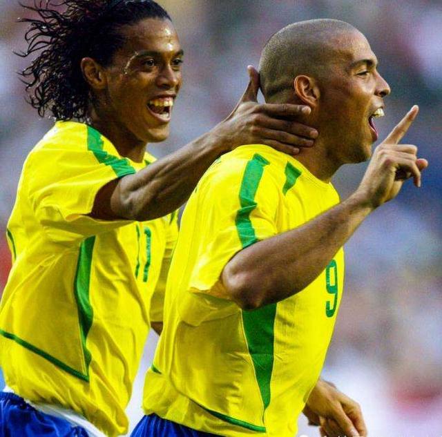 2002年巴西队世界杯阵容（02年世界杯巴西阵容有多恐怖）(4)