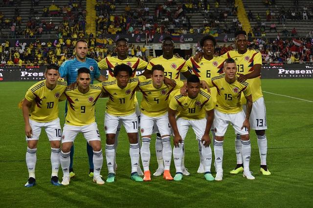 哥伦比亚足球明星（哥伦比亚足球历史最佳阵容）