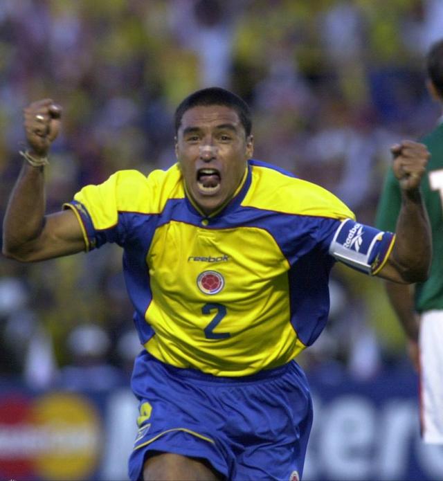 哥伦比亚足球明星（哥伦比亚足球历史最佳阵容）(10)