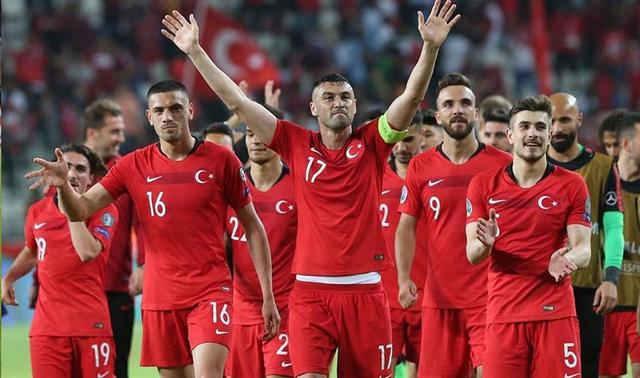 土耳其足球四大豪门（土耳其足球历史最佳阵容）(4)