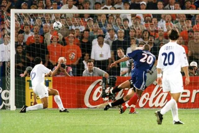 2000年荷兰比利时欧洲杯（2000欧洲杯意大利和荷兰数据对比）(8)