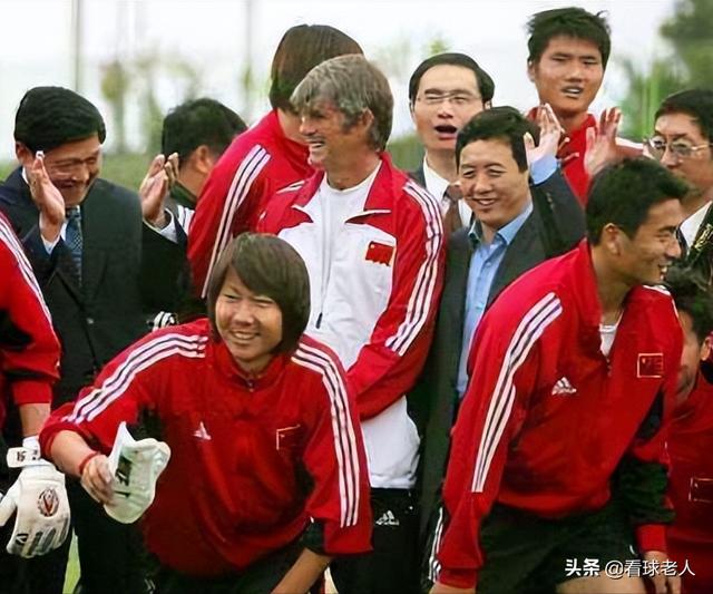 2002年世界杯中国队战绩（2002年中国足球怎么进世界杯的）(2)