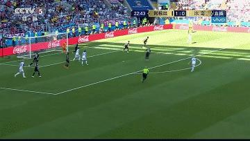 世界杯阿根廷对冰岛（世界杯阿根廷冰岛梅西点球）(7)
