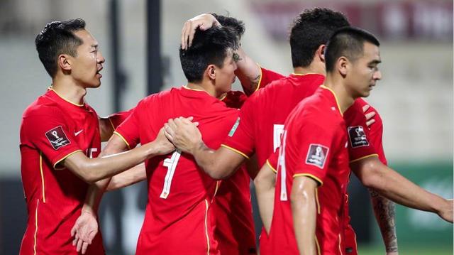 中国与叙利亚足球比赛（国足3比1叙利亚挺进12强赛）(14)