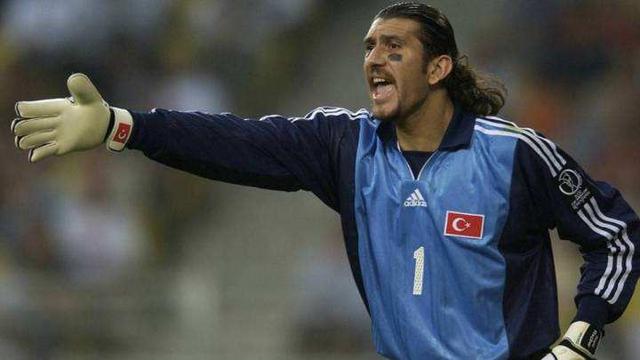 土耳其足球明星有哪些（土耳其足球史上的十大球员）(7)