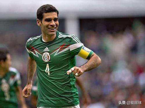 墨西哥足球巨星（墨西哥足球历史最佳阵容）(4)