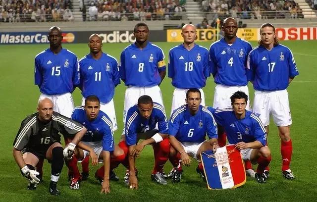 2002世界杯法国队名单（2002年世界杯法国队首发阵容）(3)