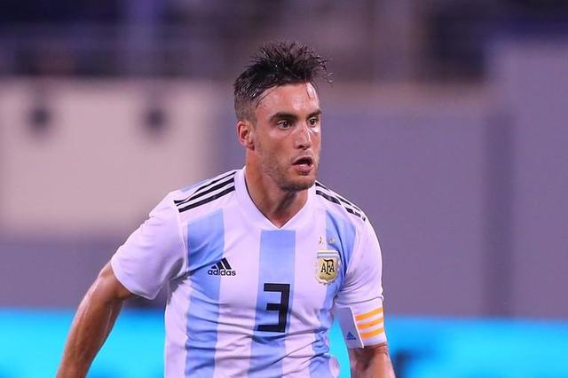 阿根廷国家队队长是谁（阿根廷国家队说梅西是历史第一）(5)