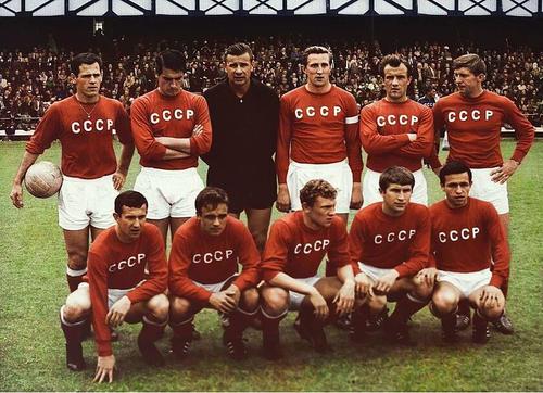 俄罗斯足球明星排名（俄罗斯足球历史最佳阵容）(40)