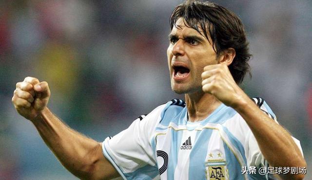 阿根廷足球队最强阵容（21世纪阿根廷国家队最强11人阵容）(3)