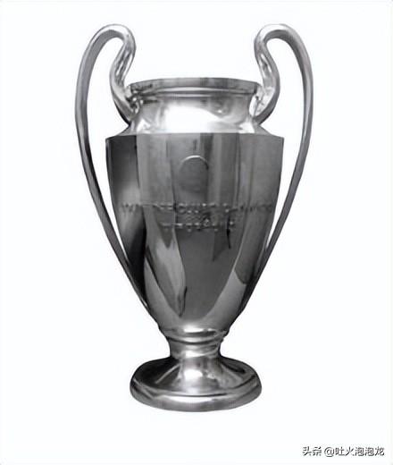 皇家马德里足球俱乐部图片（20世纪世界最伟大俱乐部荣誉室盘点）(2)