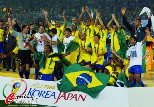 巴西最厉害的球队是什么（足球世界杯巴西队最经典的一场）(5)