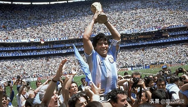 阿根廷球员阵容（盘点世界足球列强历史最佳阵容）(9)