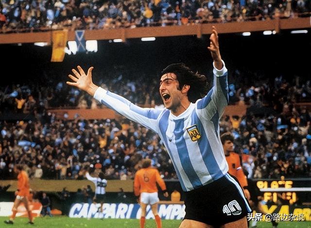 阿根廷球员阵容（盘点世界足球列强历史最佳阵容）(10)