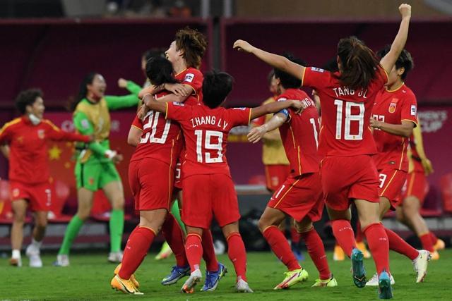 中国女足韩国女足比赛结果（中国女足3：2韩国时隔16年再夺亚洲杯冠军）(1)