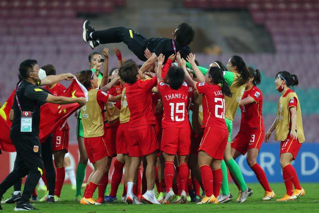 中国女足韩国女足比赛结果（中国女足3：2韩国时隔16年再夺亚洲杯冠军）(11)
