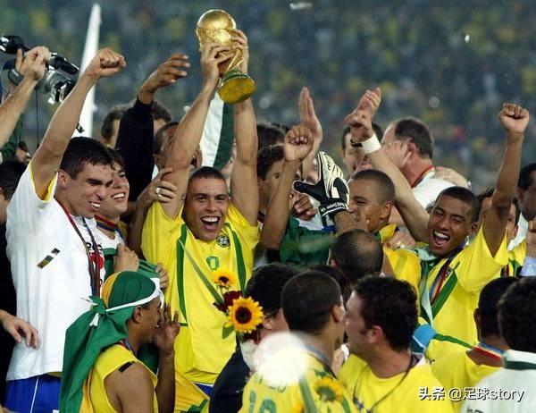 1994年世界杯巴西队名单（巴西历史最佳阵容以及球员解析）(11)