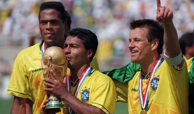 1994年巴西队员名单（盘点巴西国家队的四大前锋）(2)