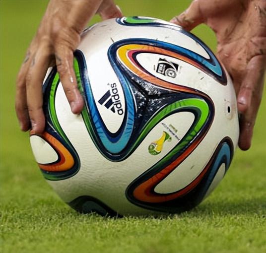 2022世界杯用球名字（历届世界杯官方指定用球）(12)