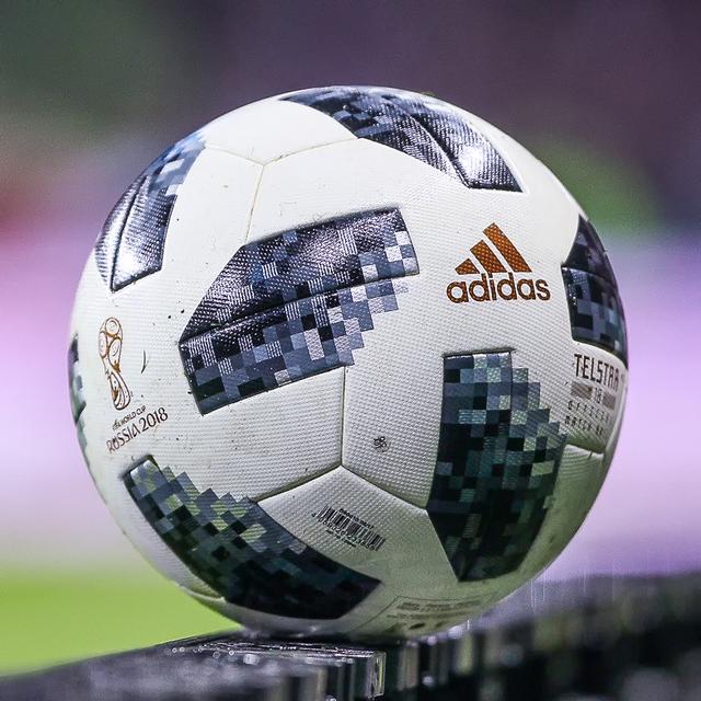 2022世界杯用球名字（历届世界杯官方指定用球）(13)