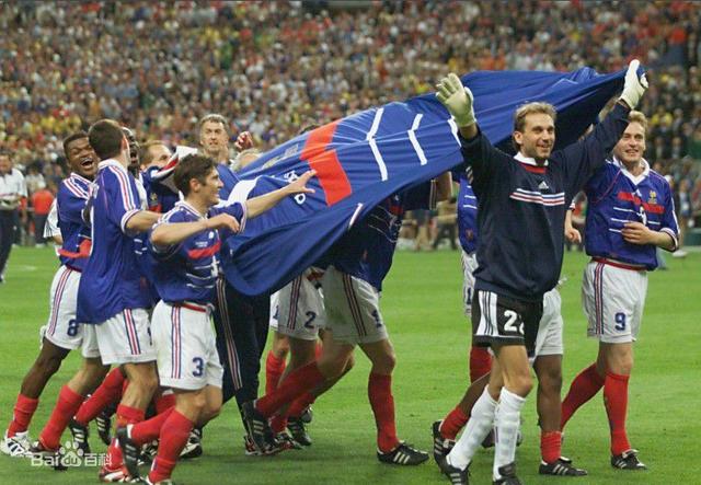 1998年法国世界杯冠军（回看1998年法国世界杯法国队22人大名单）(3)