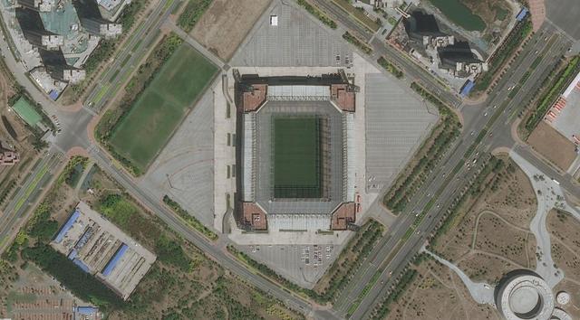中国有几个足球场符合世界杯（卫星航拍中国目前5大专业足球场）(4)
