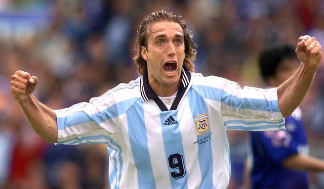 阿根廷足球现役球星排名（阿根廷足球史上的十大巨星）(6)