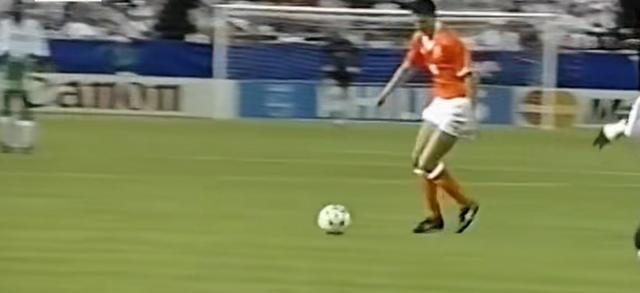 荷兰世界杯阵容（1994年世界杯F组西亚雄鹰首亮相）(14)