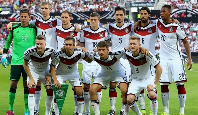 德国无缘2022世界杯冠军赛（2022年卡塔尔世界杯德国国家队）(3)