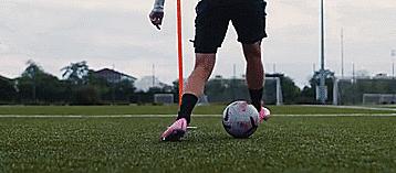 足球新手过人技巧（在七分钟内学会十个经典过人技巧）(11)