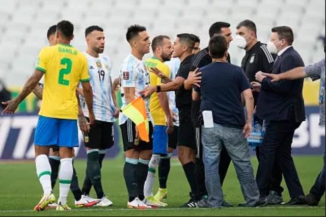 世界杯预选赛巴西阿根廷（巴西阿根廷世预赛赛程）(1)