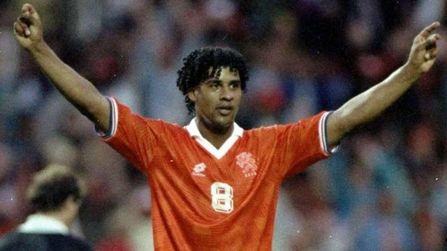 荷兰足球历史最佳阵容（盘点荷兰足球的历史最佳11人）(5)