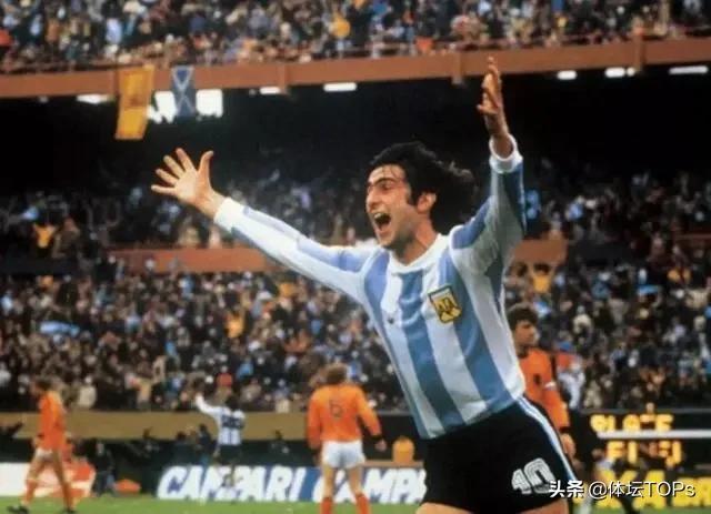 阿根廷世界杯球衣样式（哪一年的阿根廷世界杯球衣好看）(3)