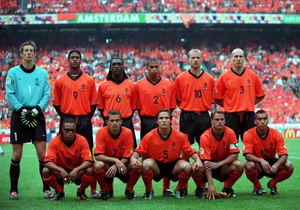 2000年欧洲杯比利时门将（历届欧洲杯最佳球员一览表）(5)