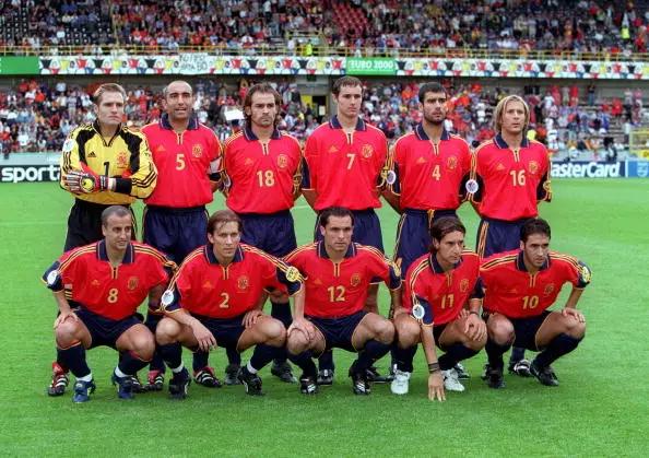 2000年欧洲杯比利时门将（历届欧洲杯最佳球员一览表）(7)