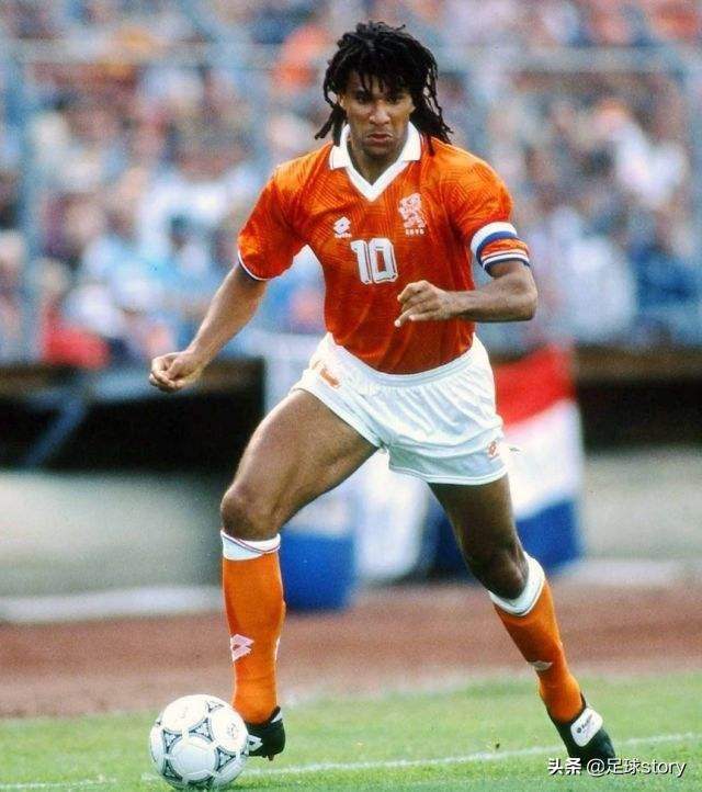 1974年世界杯荷兰阵容（荷兰足球历史最佳阵容）(16)