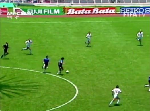 马拉多纳进球集锦（1986世界杯阿根廷对英格兰）(18)