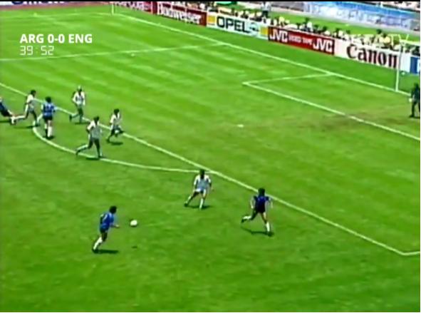 马拉多纳进球集锦（1986世界杯阿根廷对英格兰）(22)